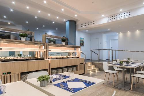 Restaurant, Aparthotel Esquinzo Y Monte Del Mar in Fuerteventura