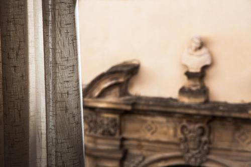 Photo - Central Gallery Rooms- Palazzo D'Ali' Staiti XIX