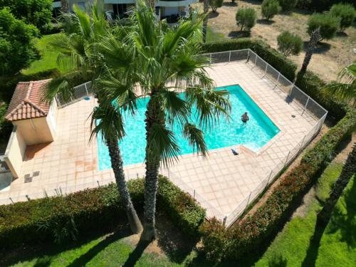 Appartement 2-4 pers, piscine & proche plages - Location saisonnière - La Seyne-sur-Mer