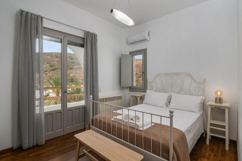 Areti's Milos Guesthouses in Milos Island