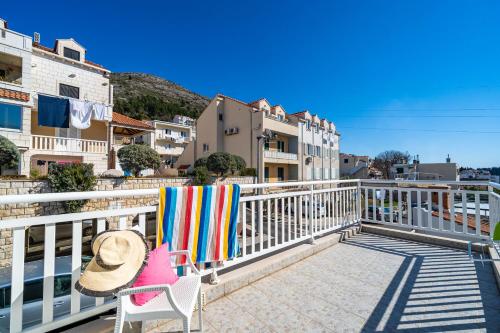 Jele Rooms 2 3