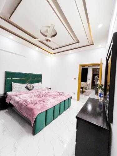 LUXURY 2 BHK COTTAGES in Islamabad - image 7