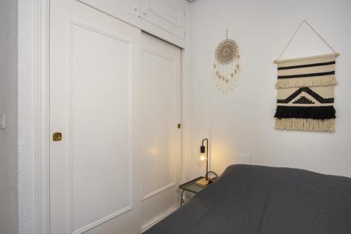 One-Bedroom Apartment image 10