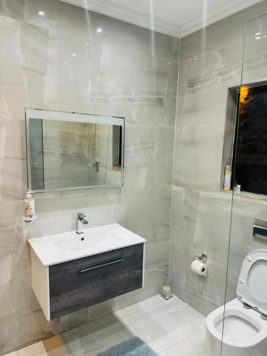 Icebolethu Guest House in Standerton