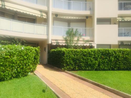 A charming apartment in the heart of the French Riviera