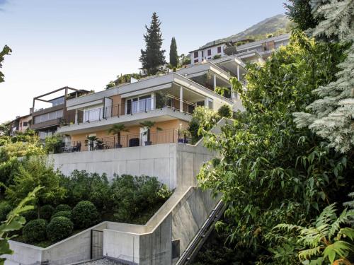 Apartment Top Lakeview by Interhome in Vira