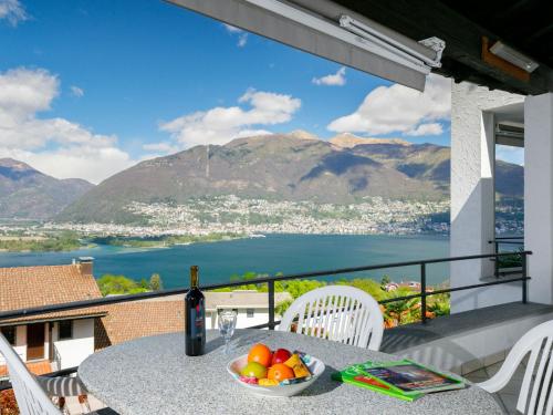 Apartment Residenza Miralago Apt- A8 by Interhome in Piazzogna, Schweiz