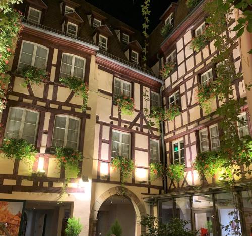 Hotel Beaucour - image 14
