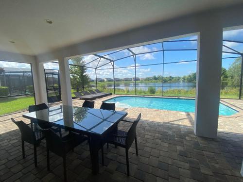 166KB - Balmoral Resort in Haines City, USA