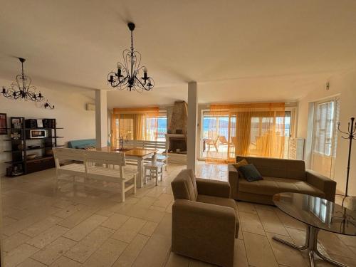 Apartment Galeb Komarna