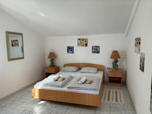 Apartment Galeb Komarna