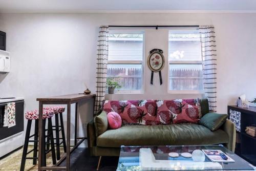 5min to Bishop Arts - Stay at Meadow House in Dallas, USA