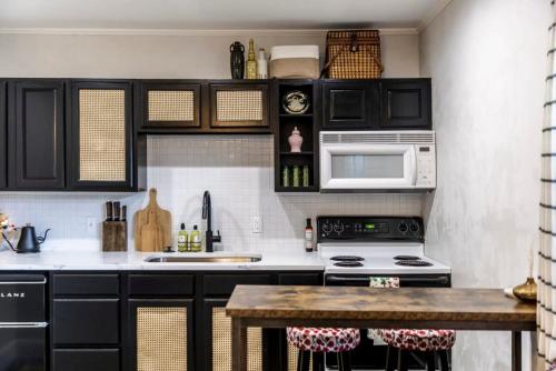 5min to Bishop Arts - Stay at Meadow House in Dallas, USA