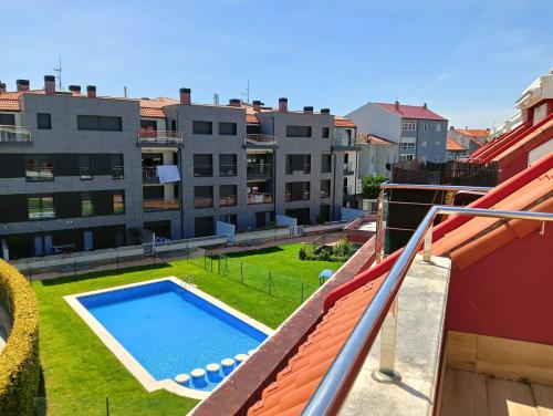 piso con piscina y jardin cerca de la playa