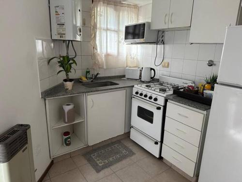 Létesítmények, LO DE LOLO Monte Grande A minutos del aeropuerto in Monte Grande