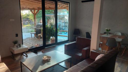 Smolcha Nature lodge in Shuma