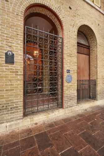 The Graeber by Lodgewell - 6th St & Pool in Austin, USA