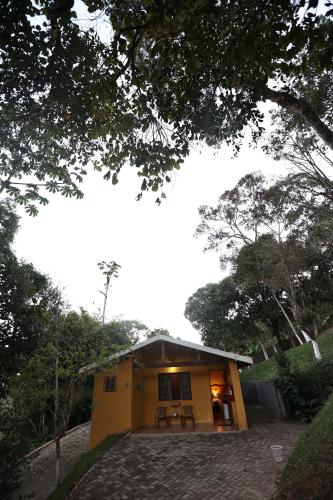 Pousada e Chalés Vista Linda