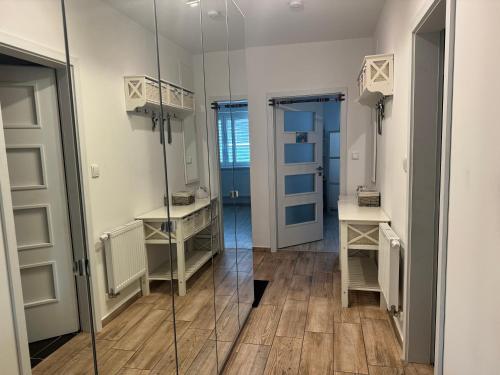 Apartmán s garáží a balkónem