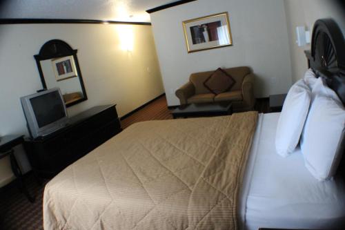 1 queen bed