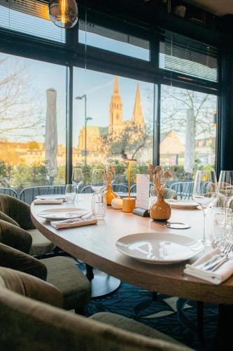 Hôtel Le Boeuf Couronné Chartres - Logis Hotels - image 9