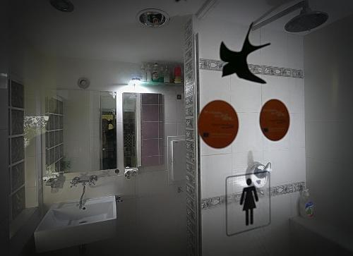 Pull Studio Hostel - image 6