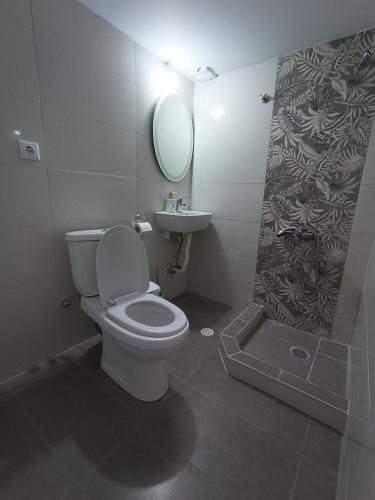 Vacation House Rental 20m From the Beach