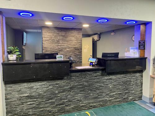 Quality Inn Logansport - image 15