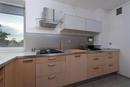Park Szczytnicki 2-Bedroom Apartment by BookingHost, Breslau (Foto 5)