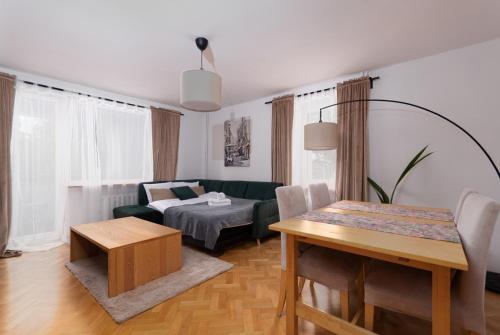 Park Szczytnicki 2-Bedroom Apartment by BookingHost, Breslau (Foto 8)