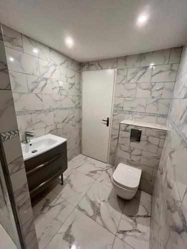 Maison 5 couchages bien située, Марсель (фото 7)
