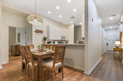 Bahama Bay 3 bedrooms Completely renovated thumb 3