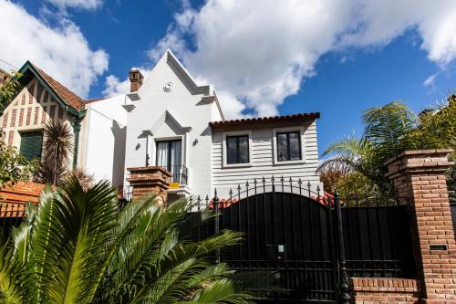 Exterior view, Luxury House Villa Devoto in Villa Devoto