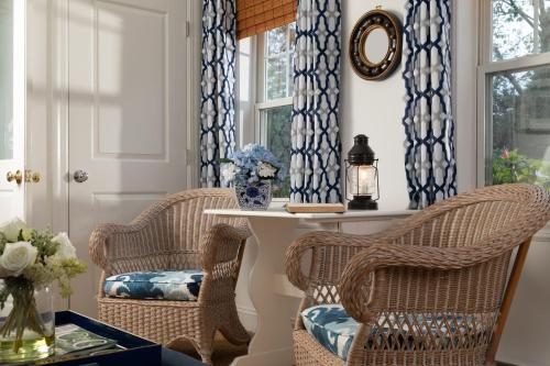 Harbor Knoll Bed and Breakfast