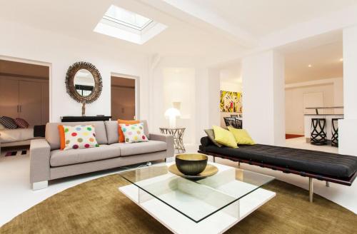Luxury Ensuit Soho-55 - image 12