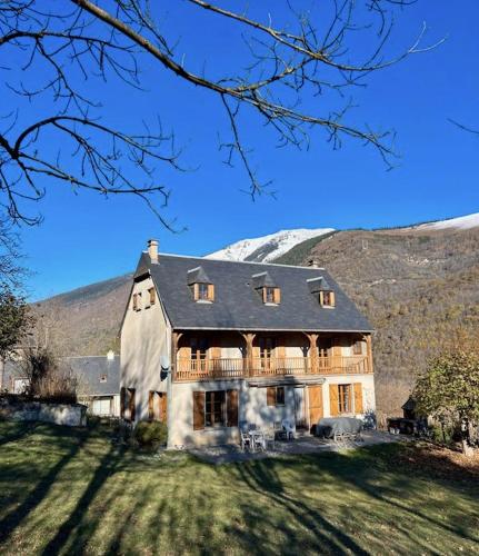 Maison familiale au coeur des Pyrénées gîte à louer Avajan