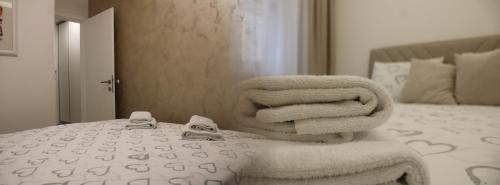 One-Bedroom Apartment image 10