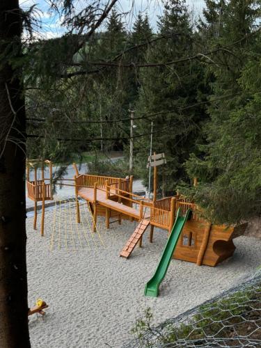 Fláje Apartmány (Flaje Apartmany) in Český Jiřetín
