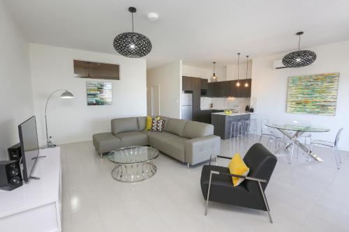 B&B Mildura - Indulge Apartments - CBD - Bed and Breakfast Mildura