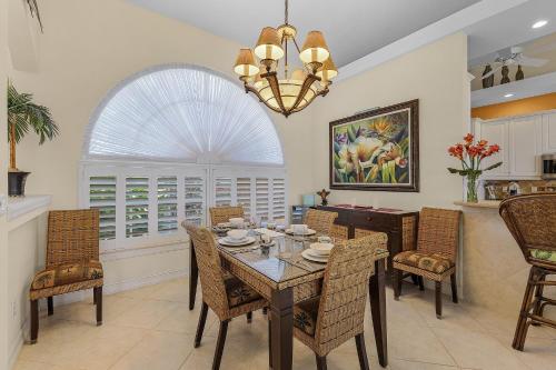Villa with Private Pool image 9