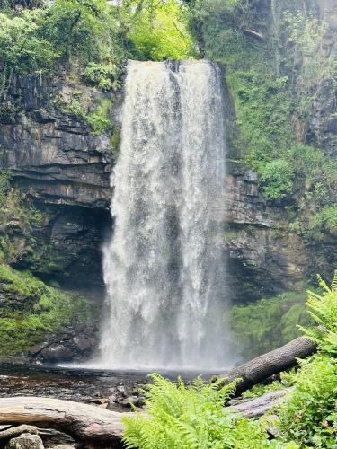 Waterfall Country Escape Entire Venue Sleeps 19 - Brecon Beacons National Park Wales