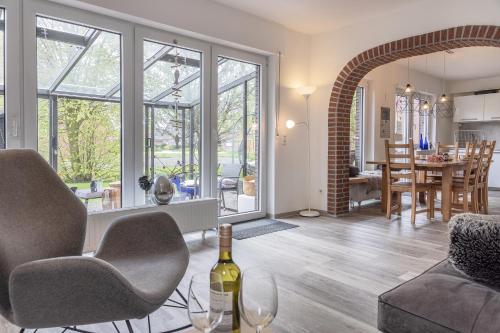 50210 Haus Klaas-Wohnung Christian in Carolinensiel, Deutschland
