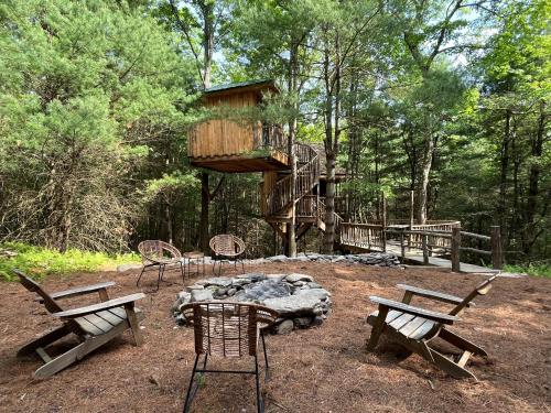 Little Birds Treehouse in 傑維斯港