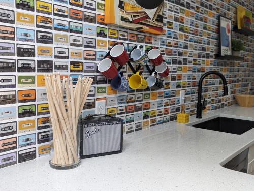 Facilities, Groovy Retro Music Lovers Mid-Mod Experience! - Downtown Prime in Saint Peter (MN)