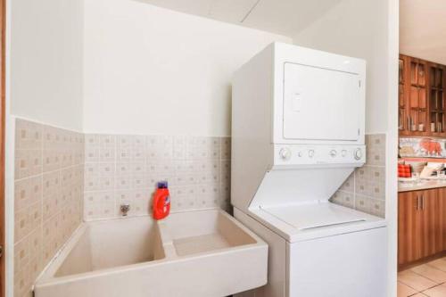 DP2, Spacious apartment, great for families in Zone 15