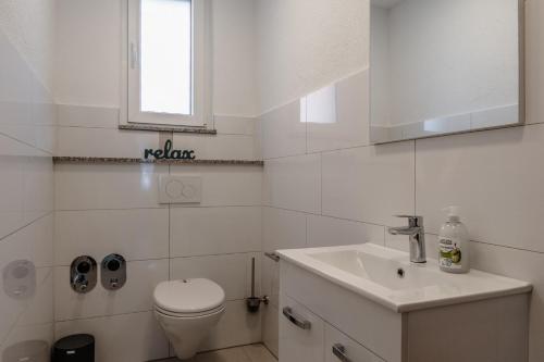Three-Bedroom Apartment with Terrace image 10