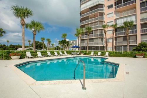 Hutchinson Island Condo steps to the ocean, marina in Fort Pierce, USA