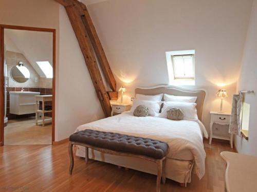 Location g�te, chambres d'hotes G&icirc;te familial avec jardin, proche chemins de randonn&eacute;e, id&eacute;al pour 12 pers. avec salle de r&eacute;ception - FR-1-497-118 dans le d�partement Orne 61