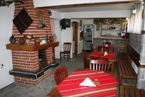 Aseva House Family Hotel - image 7