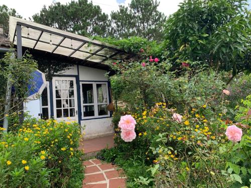 Family house - stay on pine hill Dalat